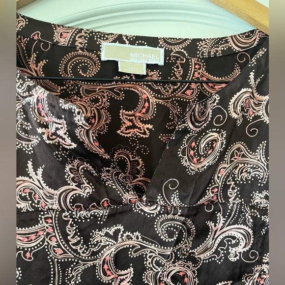 Michael Michael Kors 100 % Silk Short Roll-up Sleeve Women’s Size Medium - Picture 8 of 16